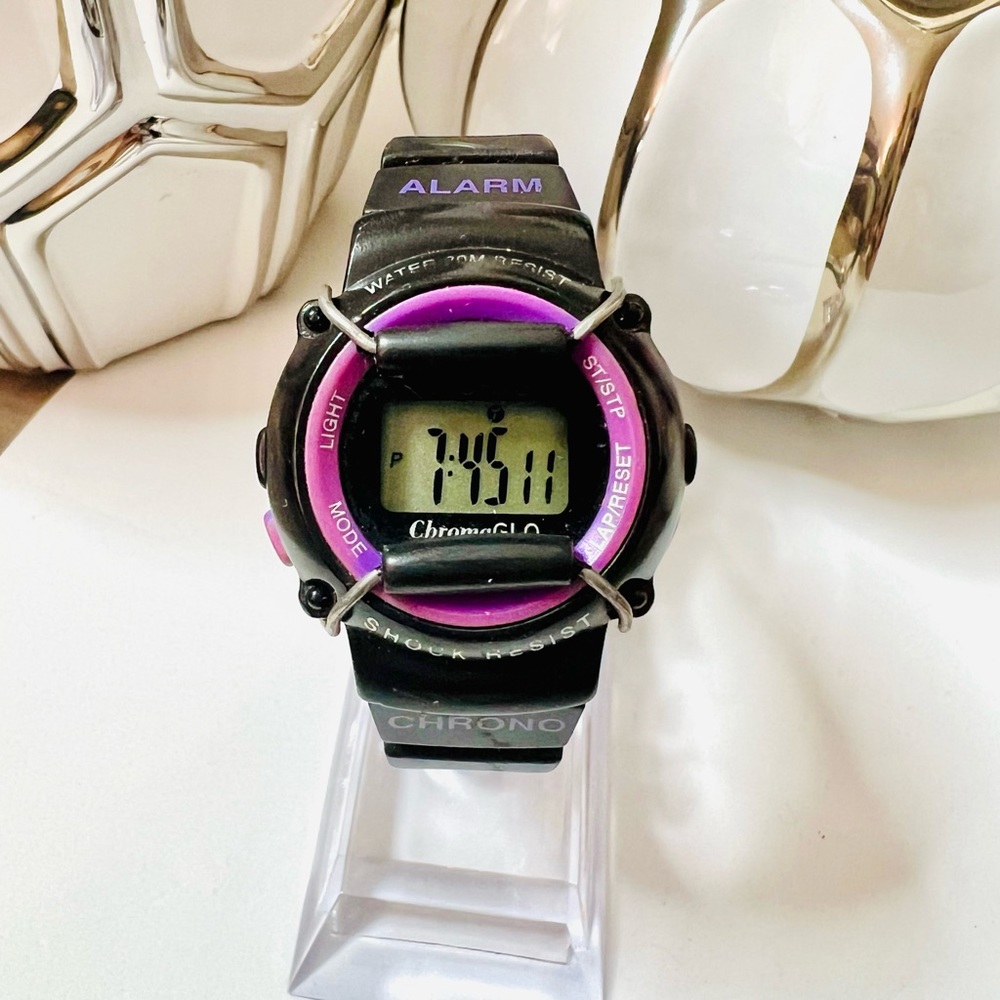 ChromaGLO Sports Watch - Picture 1 of 10